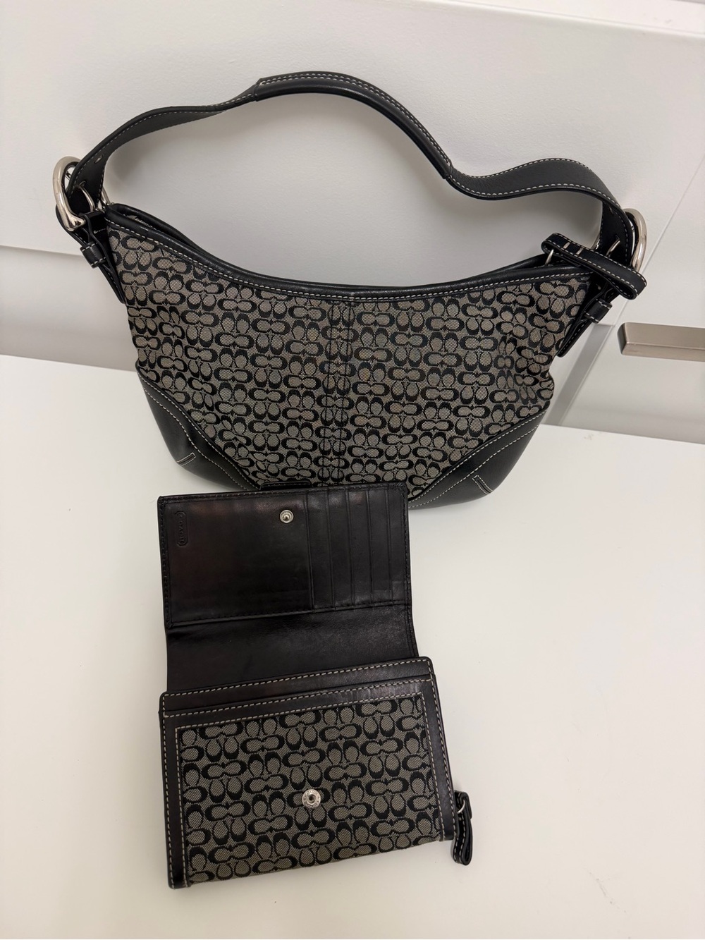 Black‎ and Grey Coach Soho bag and purse set - Picture 3 of 13